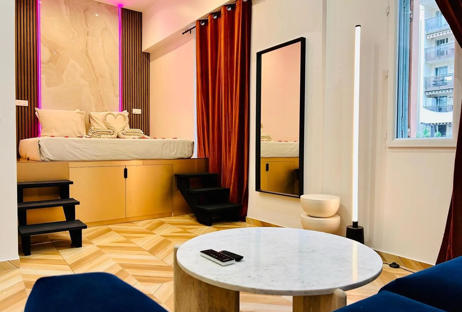 Intimate Escape - Seaside - Spa Bath - Wifi - Ac 니스